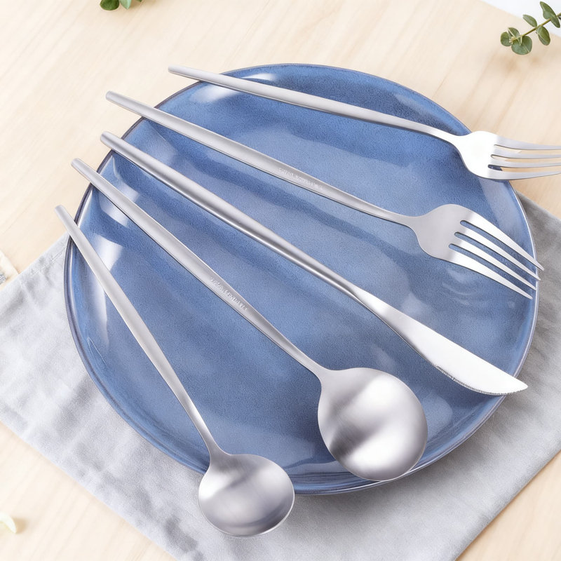 Ensemble de couverts 40 pièces en acier inoxydable pour 8 personnes, service pour 8 pièces, couteaux de table, fourchettes et cuillères, finition polie satinée, ensemble de couverts allant au lave-vaisselle pour tous les jours