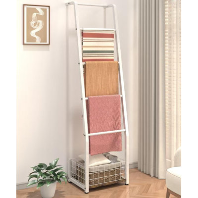 Blanket Ladder with Storage Basket, 5 Tier Decorative Ladder Shelf Stand for Living Room & Bedroom, Wall-Leaning Blanket Holder Quilt Rack, White