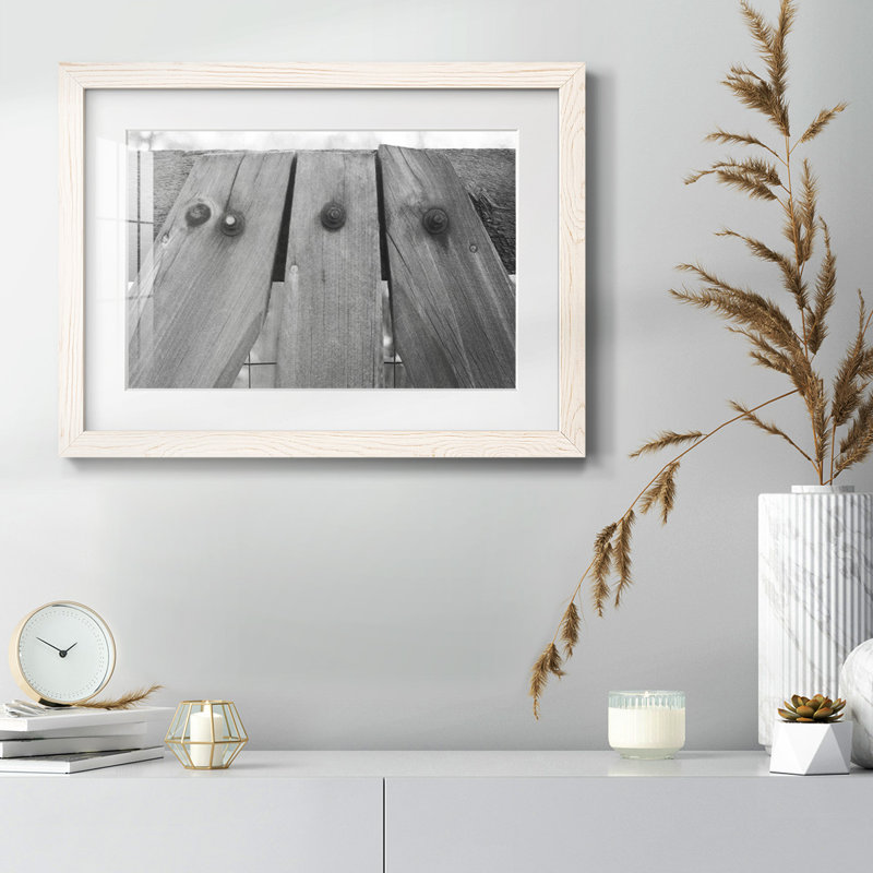 Found Textures V - reproduction encadrée rustique avec tableau mat, Blanc, H 26 po x l 38 po