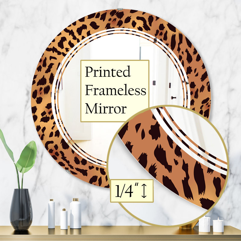 Miroir mural Triple V, 31,5 po x 31,5 po, Triple C fourrure léopard Safari III