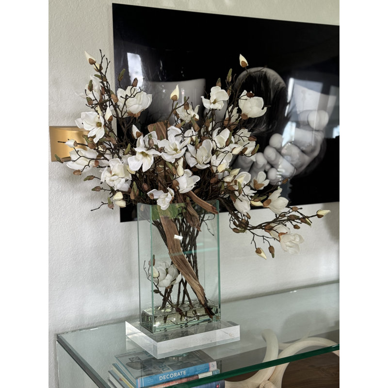 White Magnolias In 16″ Tall Casa Moderna