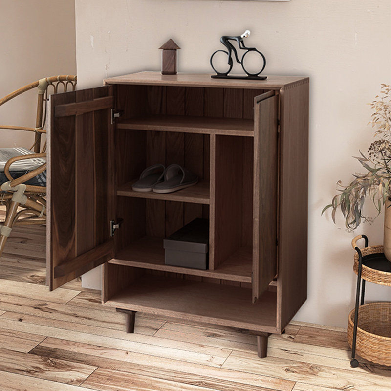 Armoire à chaussures de style nordique avec rangement rétro