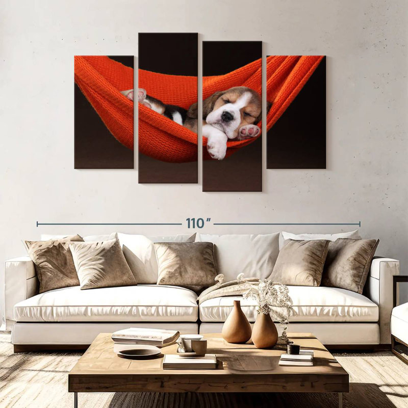 Beagle Brampt dans un hamac, H 54 po x l 84 po