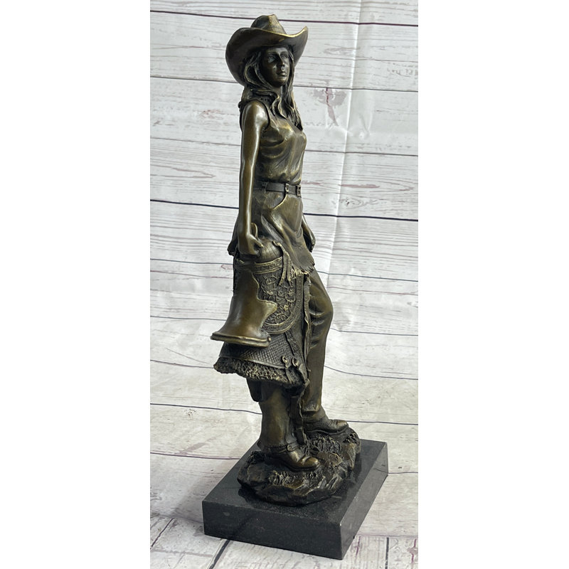 Figurines et sculptures de Sadmir