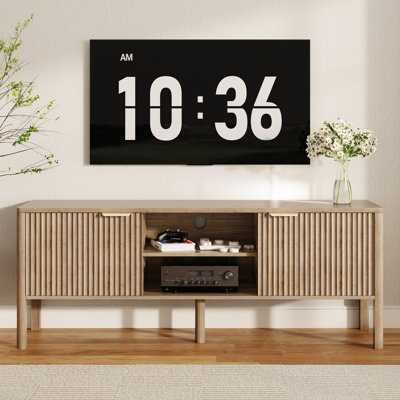 Meuble télé cannelé pour téléviseur de 70 po ou moins, meuble télé Mid-Century moderne avec rangement et tablettes réglables pour le salon, la chambre à coucher