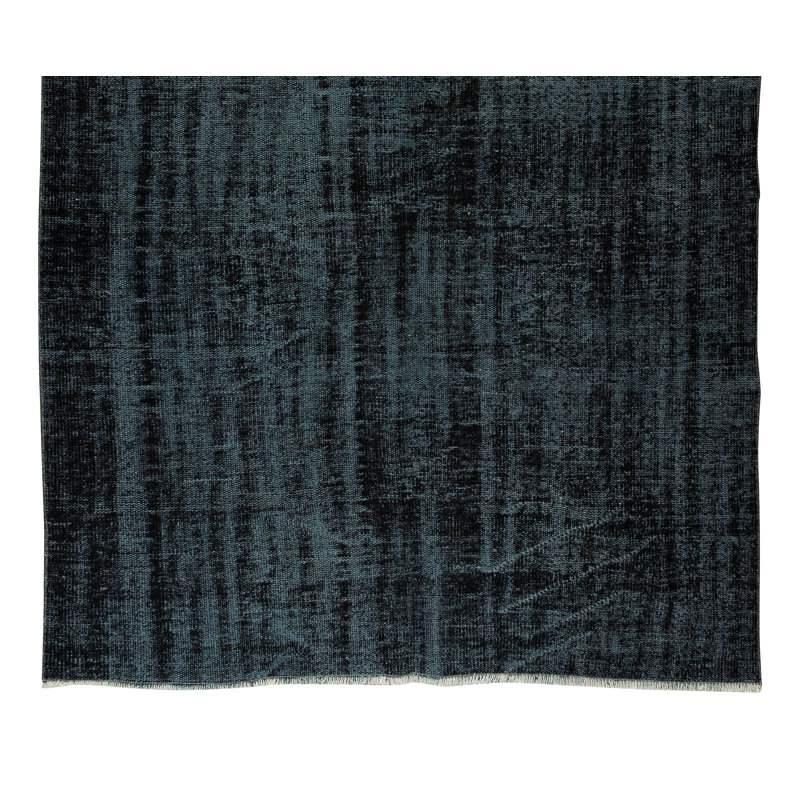 Tapis turc en laine fait à la main de 5,7 x 9,4 pi teint en noir pour des intérieurs modernes