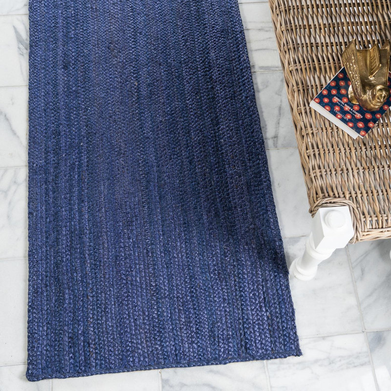 Tapis bleu marine tressé à la main Catriona, Chemin de table 1 pi 2 po x 10 pi