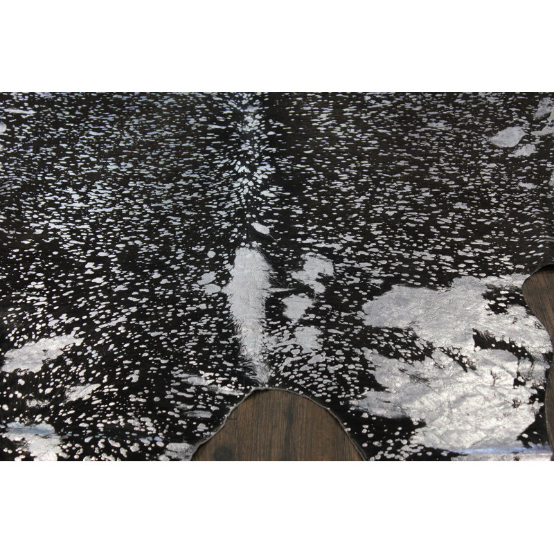 Tapis argenté/noir tissé à la main vache Dunson