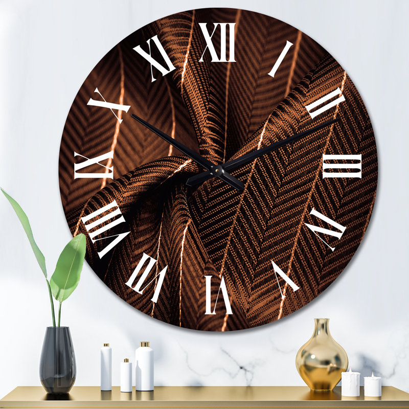 Horloge murale Noble, Moyen
