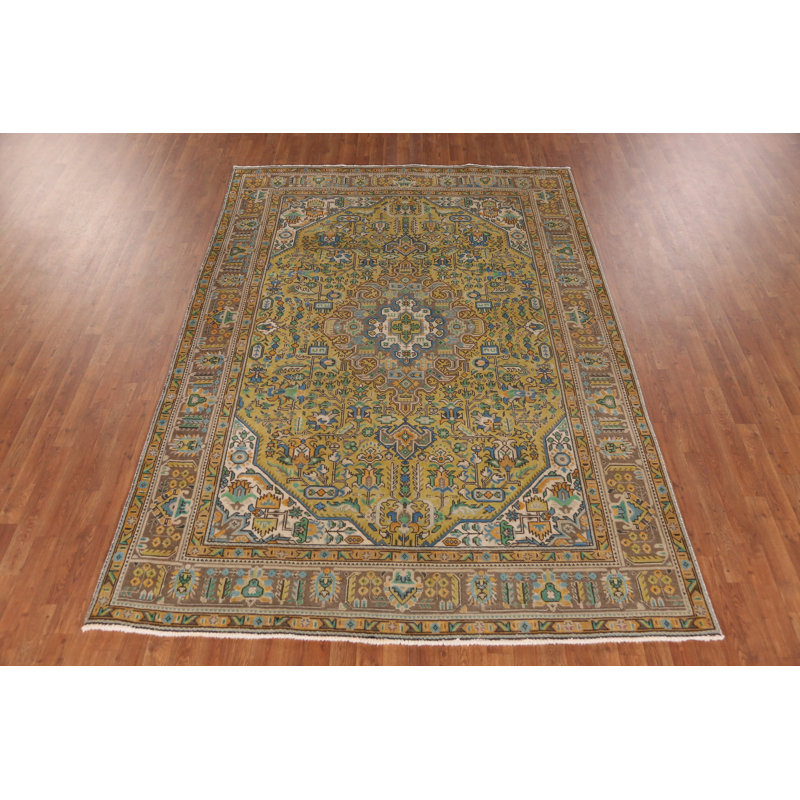 Tapis jaune en laine 7 x 9 po