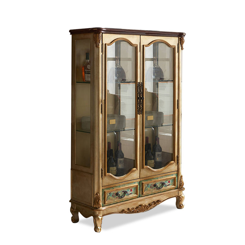 Or massif + bois manufacturé + vitrines, Doré