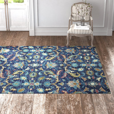 Zawacki Wool Floral Indoor Rug