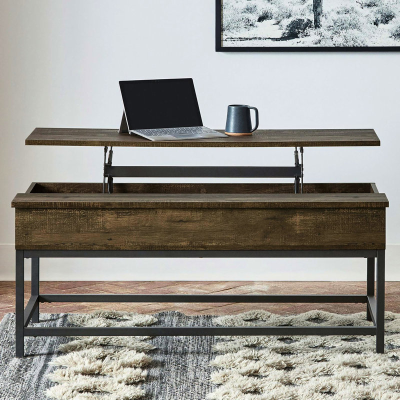 Table basse rectangulaire à plateau relevable avec base en chêne brun et métal noir pour un espace de vie moderne et sablonneux