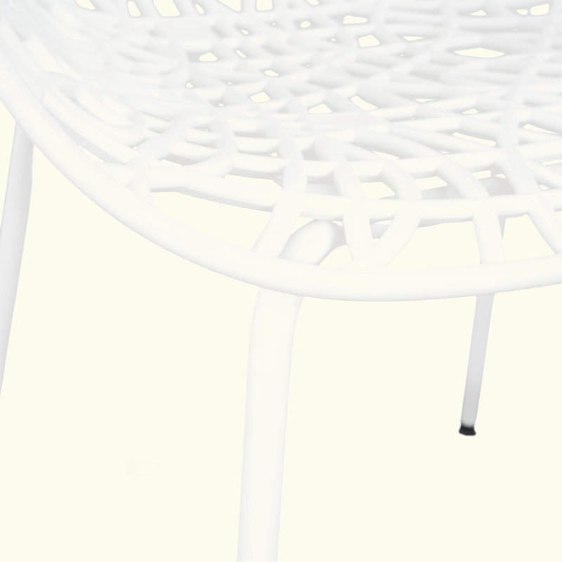 Élégant ensemble de chaises de salle à manger d'extérieur résistant aux intempéries, parfait pour améliorer le confort et la durabilité des espaces de jardin