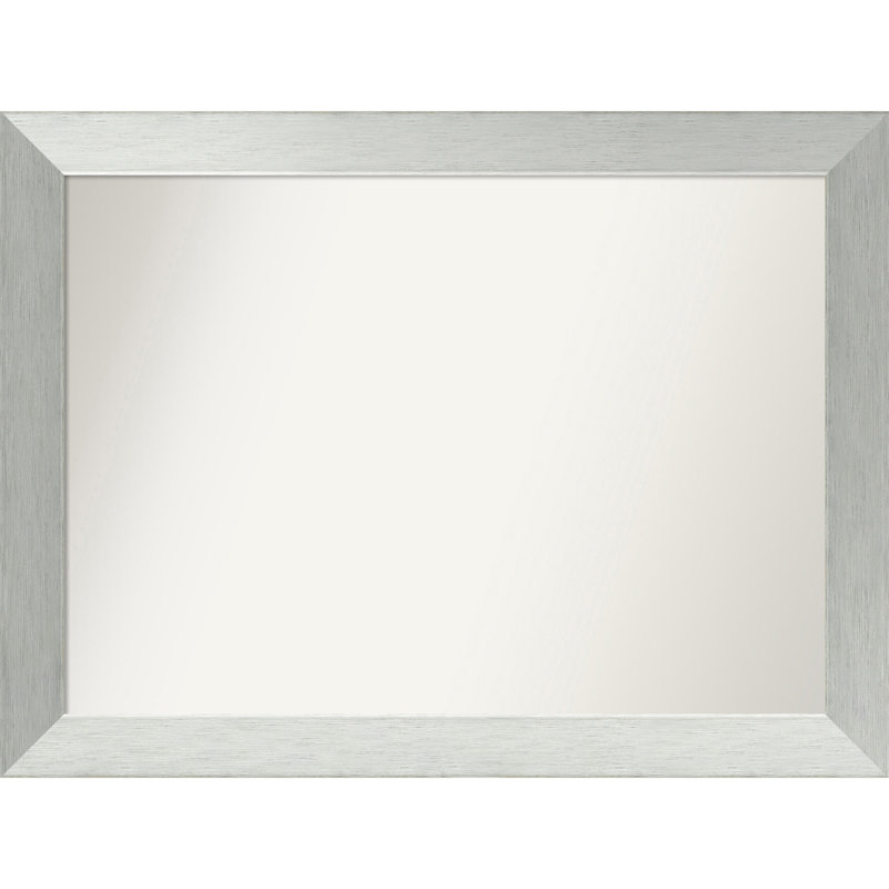Miroir de salle de bain mural en argent brossé sans cadre, 24 po x 32 po, Rectangle