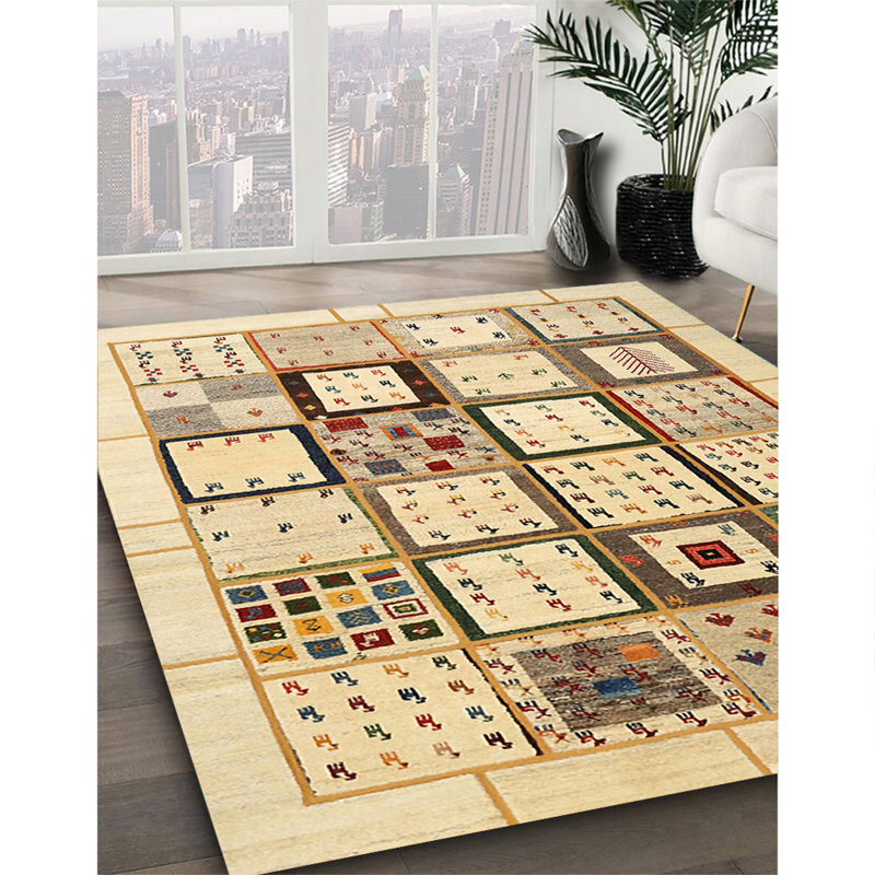 Tapis beige / doré / noir Hilde Southwestern, Rectangle 7 pi x 9 pi