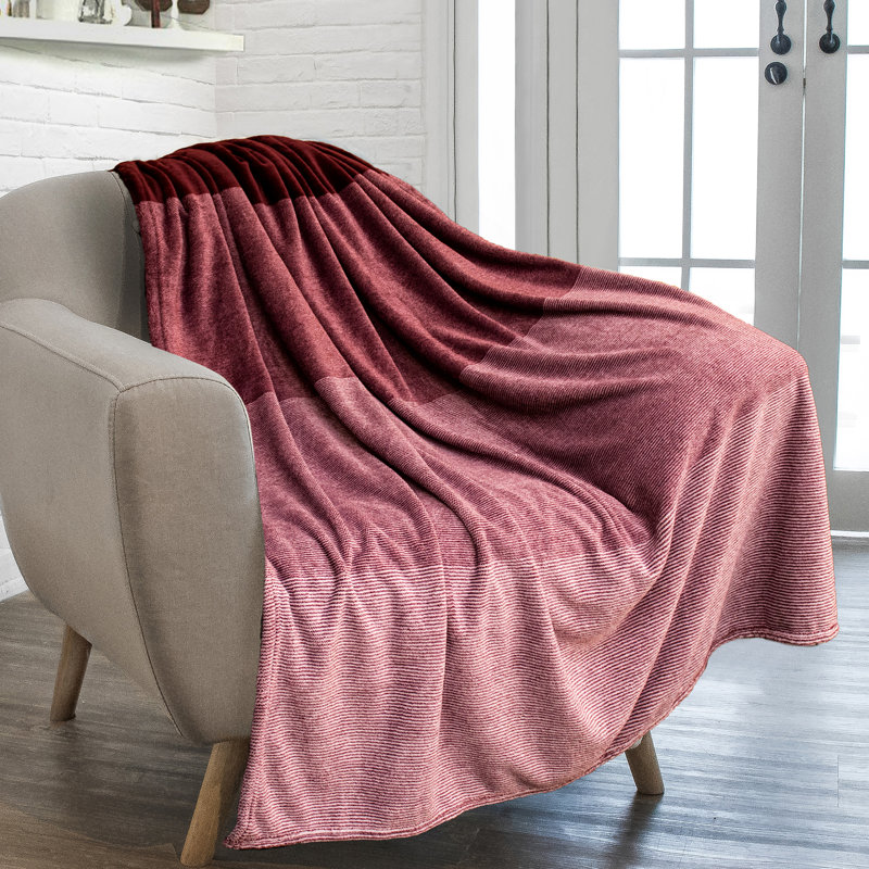 Gradient Wine Fleece Throw Blanket for Sofa Couch
