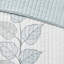 Courtepointe 6 pièces avec coussins brodés, motif floral en microfibre bleue, brossé réversible, motif de broderie classique-120264955-120264954