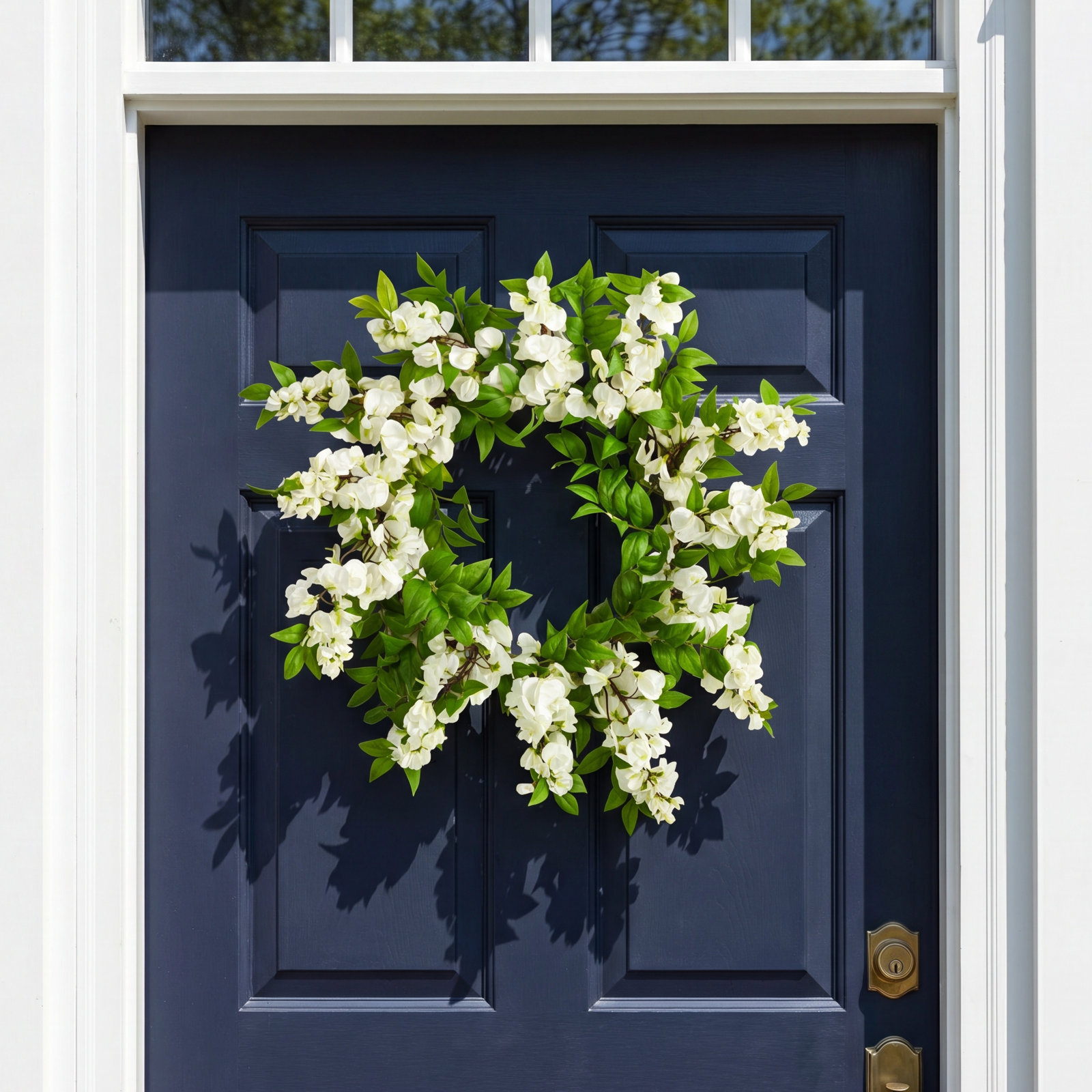 18'' Polyester Wreath, White