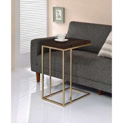 Table de bout cadrée