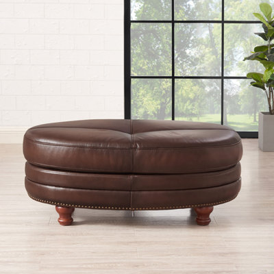 Repose-pieds ovale en cuir Belfast