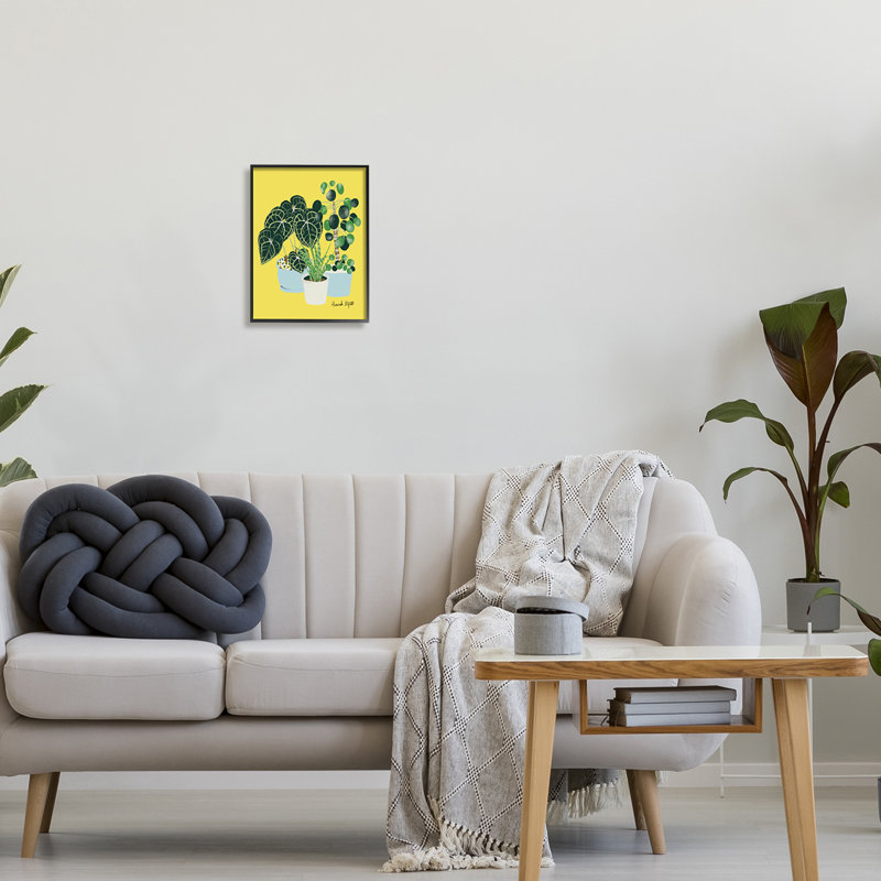 "House Plants On Yellow On Wood" par Hannah, impression, H 14 po x l 11 po x P 1,5 po, Giclée encadrée noir minuit