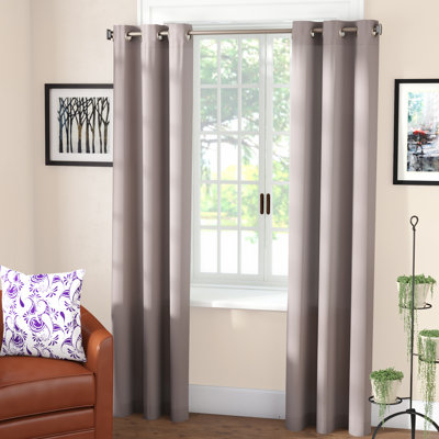 Panneau de rideau à oeillets à économie d'énergie thermique - Basics by Wayfair ™