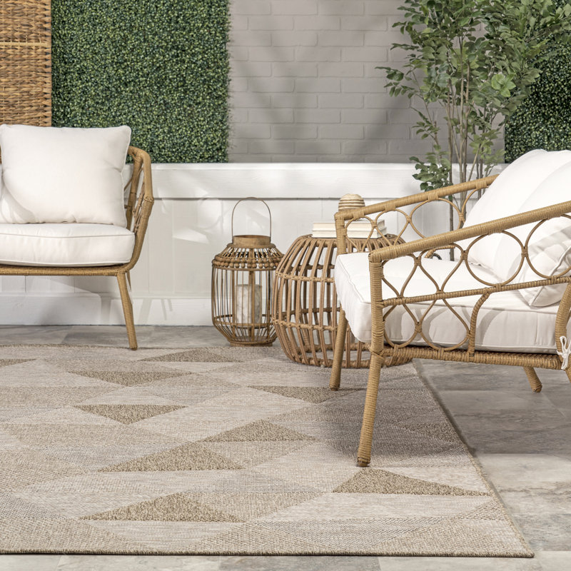 Guinevere Mosaic Indoor/Outdoor Area Rug, Rectangle 4'5" x 6'3"