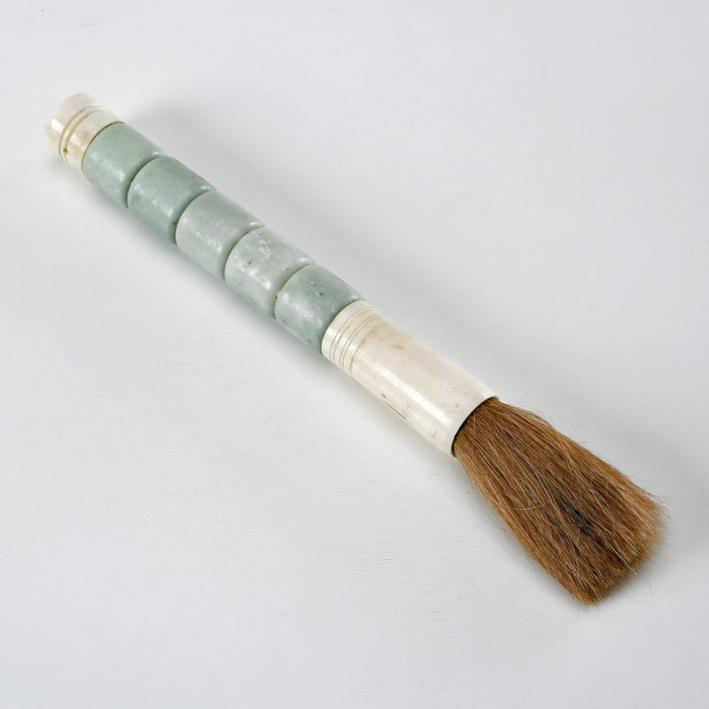Approx. 1.3" Neutral Cylindrical Jade Calligraphy Brush