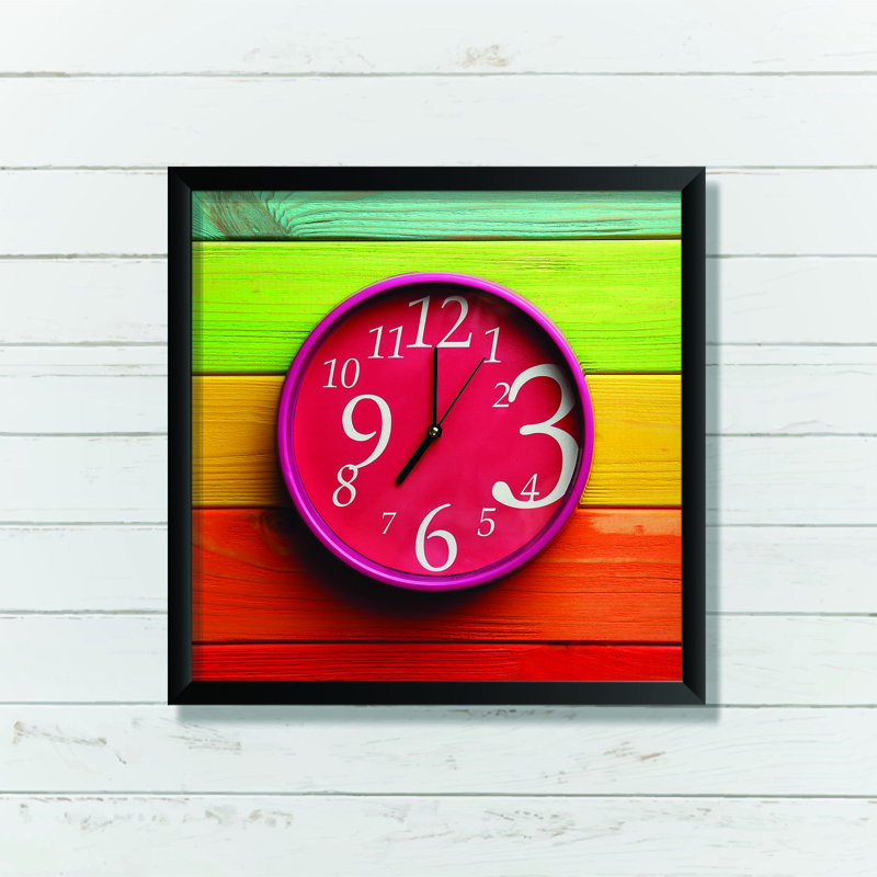 Horloge murale élégante 17,7 po x 17,7 po | 100% panneau de fibres à densité moyenne avec structure 100% polystyrène, épaisseur: 0,8 pouce | Design UV imprimé, parfait pour la décoration intérieure et les intérieurs modernes, montre élégante et fonctionnelle