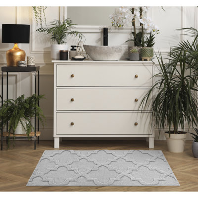 Silver Nasturtium Cut-loop Trellis Area Rug by