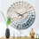 Horloge murale vagues blanches et bleues de style Papercut