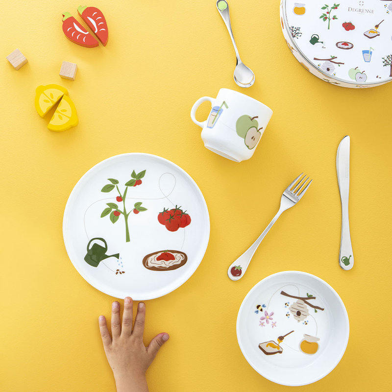 Eveil Gourmand Porcelain Dinnerware Set