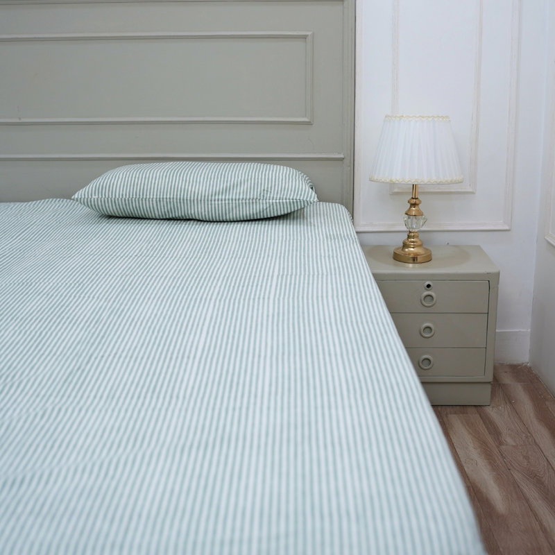 Fabdivine Pure Cotton Bedsheet Set – Handcrafted Comfort with Matching Pillow Covers Lehar. , Blue Striped, King Flat Sheet