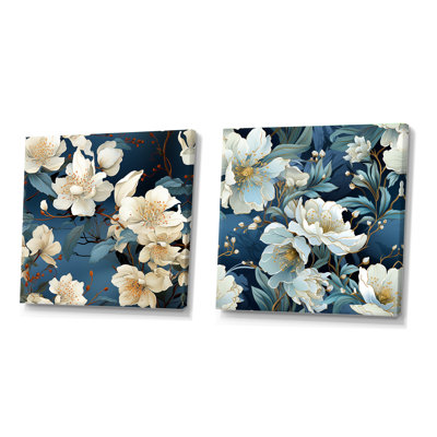Orchidées asiatiques bleues et blanches à motif floral II - ensemble de 2 collages floraux carrés