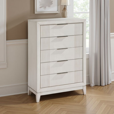 Commode haute 5 tiroirs Flo, bois blanc antique, poignées chromées