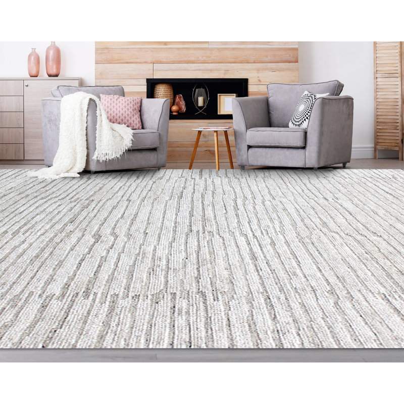 Area Rug in Black/Light Gray, Rectangle 4' x 6'