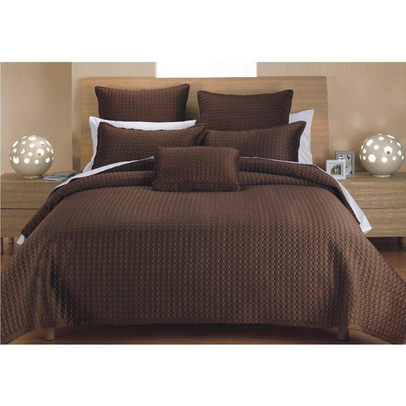 Classic Modern & Contemporary Sateen Quilt, Coffee Circle