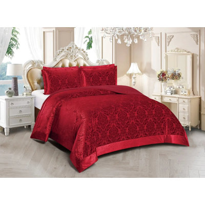 Polyester Floral Bedspread with Pillow Shams