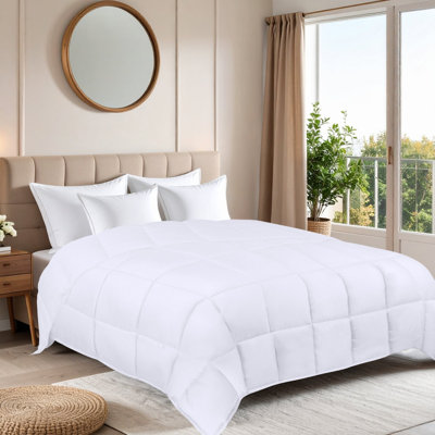 Couette réversible unie en duvet synthétique Blue Nile Mills, garniture de couette toutes saisons