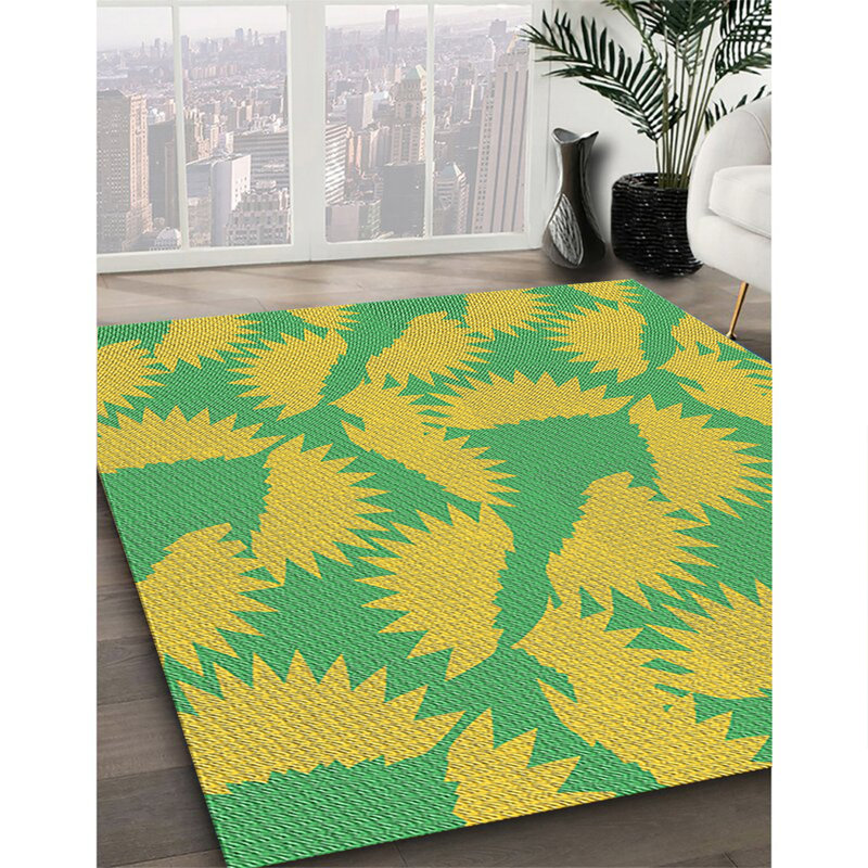 Tapis décoratif jaune Pledger, Rectangle 7 pi x 10 pi