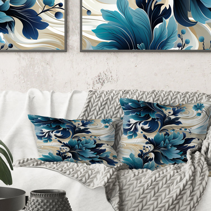 Coussin maritime à motif floral, H 16 po x l 16 po