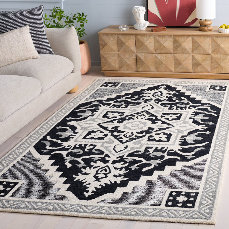 Heritage 675 Hand Tufted Wool; Cotton; Latex Oriental Rug in Black/Ivory, Rectangle 5' x 8'