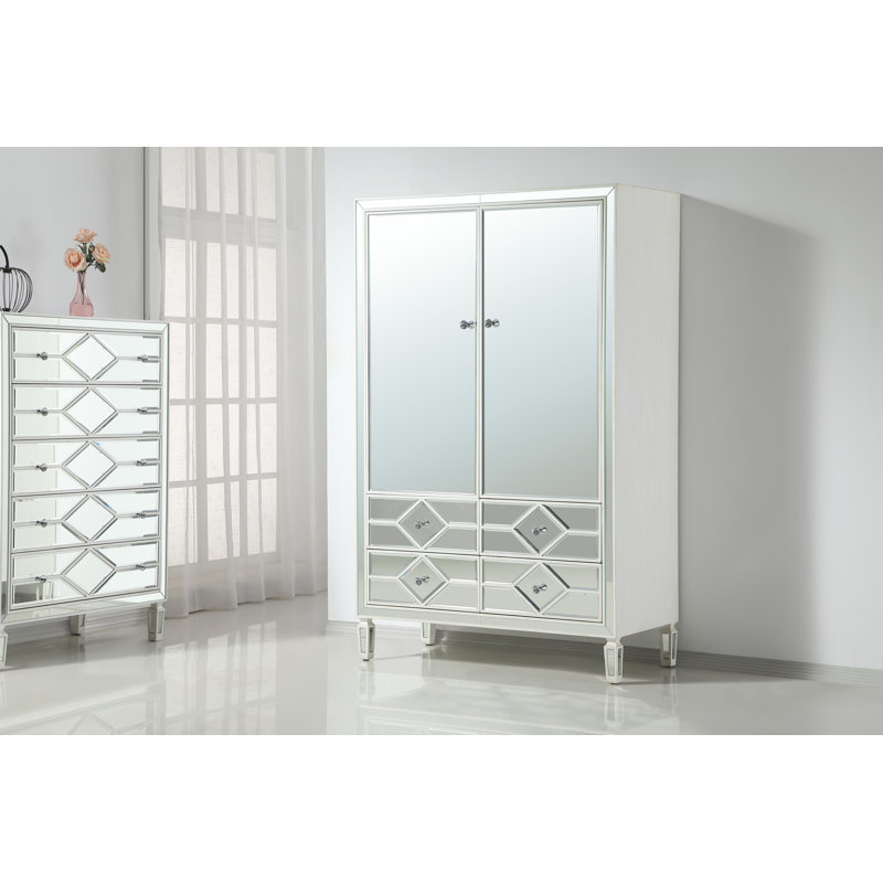 Armoire Bashaw, Blanc antique