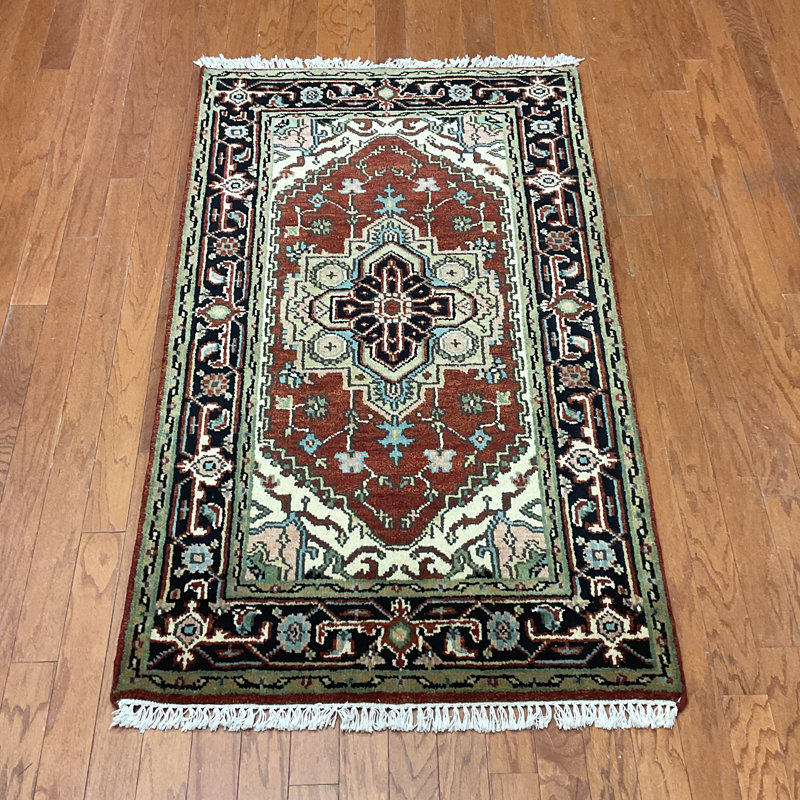 Tapis en laine fait à la main Heriz