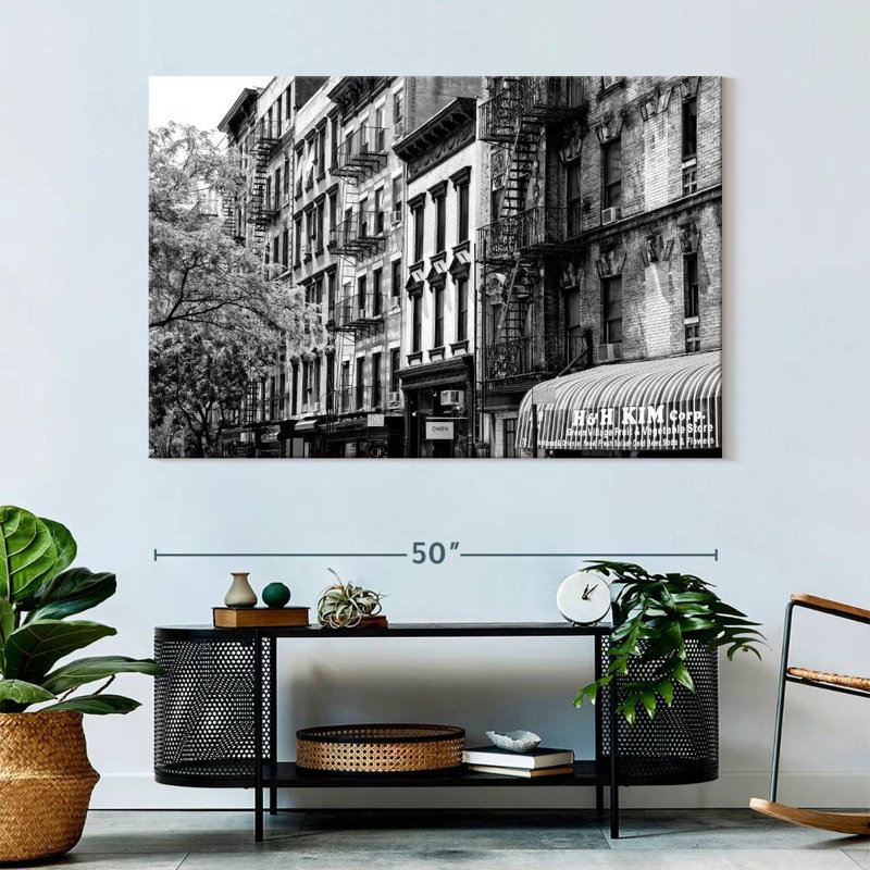 Lilie NYC, façades de bâtiments II, H 34 po x l 51 po