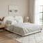 Structure de lit tapissier extra épais avec tête de lit fendue luxueuse, tissu molletonné Teddy, 800 lb, robuste, facile à assembler, blanc, très grand-133673711