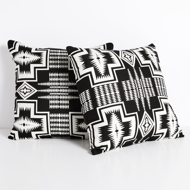 Coussin Sunbrella, H 24 po x l 24 po, Blanc / noir