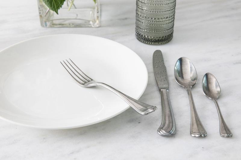 San Marco 20 Piece 18/10 Stainless Steel Flatware Set, Service for 5, Antiqued Silver