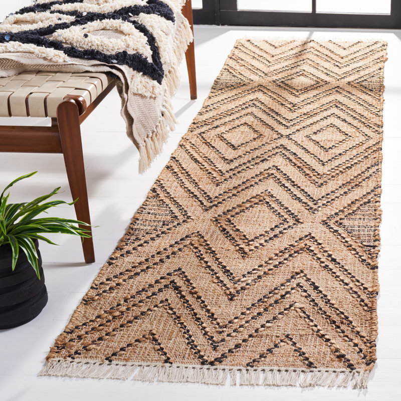 Araliya Natural Fiber Flat Weave Jute/Wool/Cotton Geometric Rug in Black/Brown, Runner 2'3" x 8'
